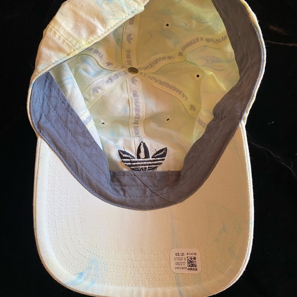 Adidas Original Blue/Yellow Adjustable Strapback Cap - Picture 2 of 3